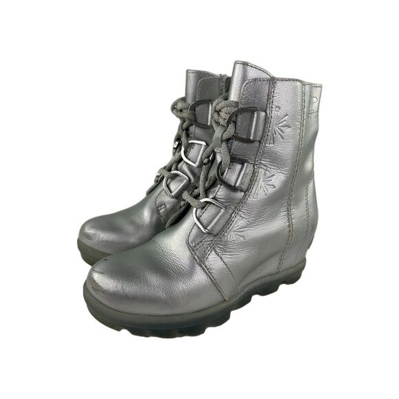 Sorel Kid's Disney Frozen Joan of Arctic Boot US 1 Girls Silver Wedge II Boot - Picture 1 of 13